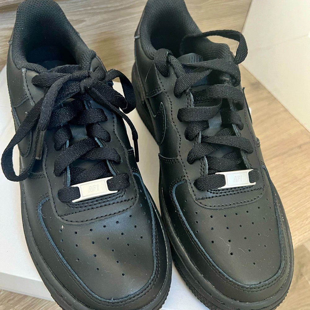 Nike Air Force 1’s - Black 5Y (Girls)